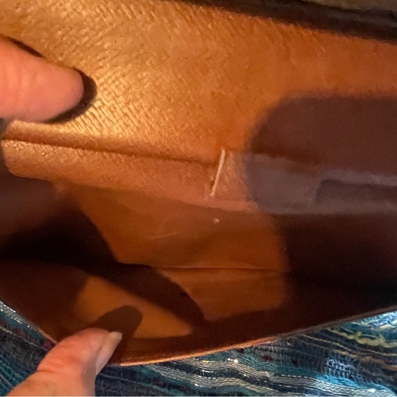 Louis Vuitton long wallet. Measures approximately 7 x 4”. GUC - Picture 14 of 15